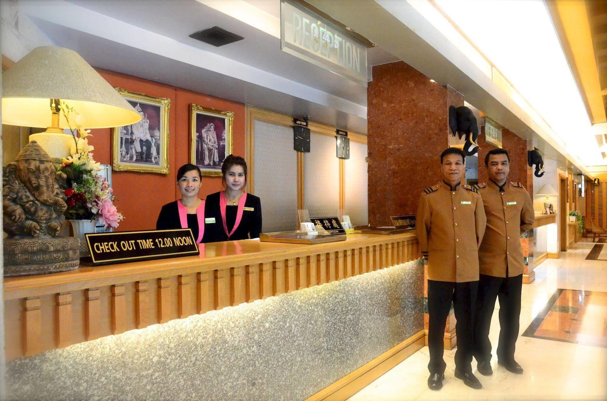 Ratchada City Hotel Bangkok Eksteriør bilde