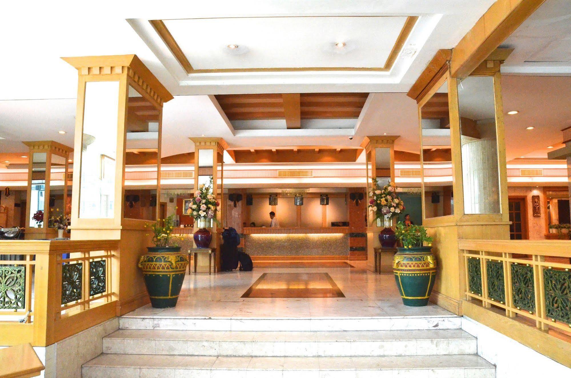 Ratchada City Hotel Bangkok Eksteriør bilde