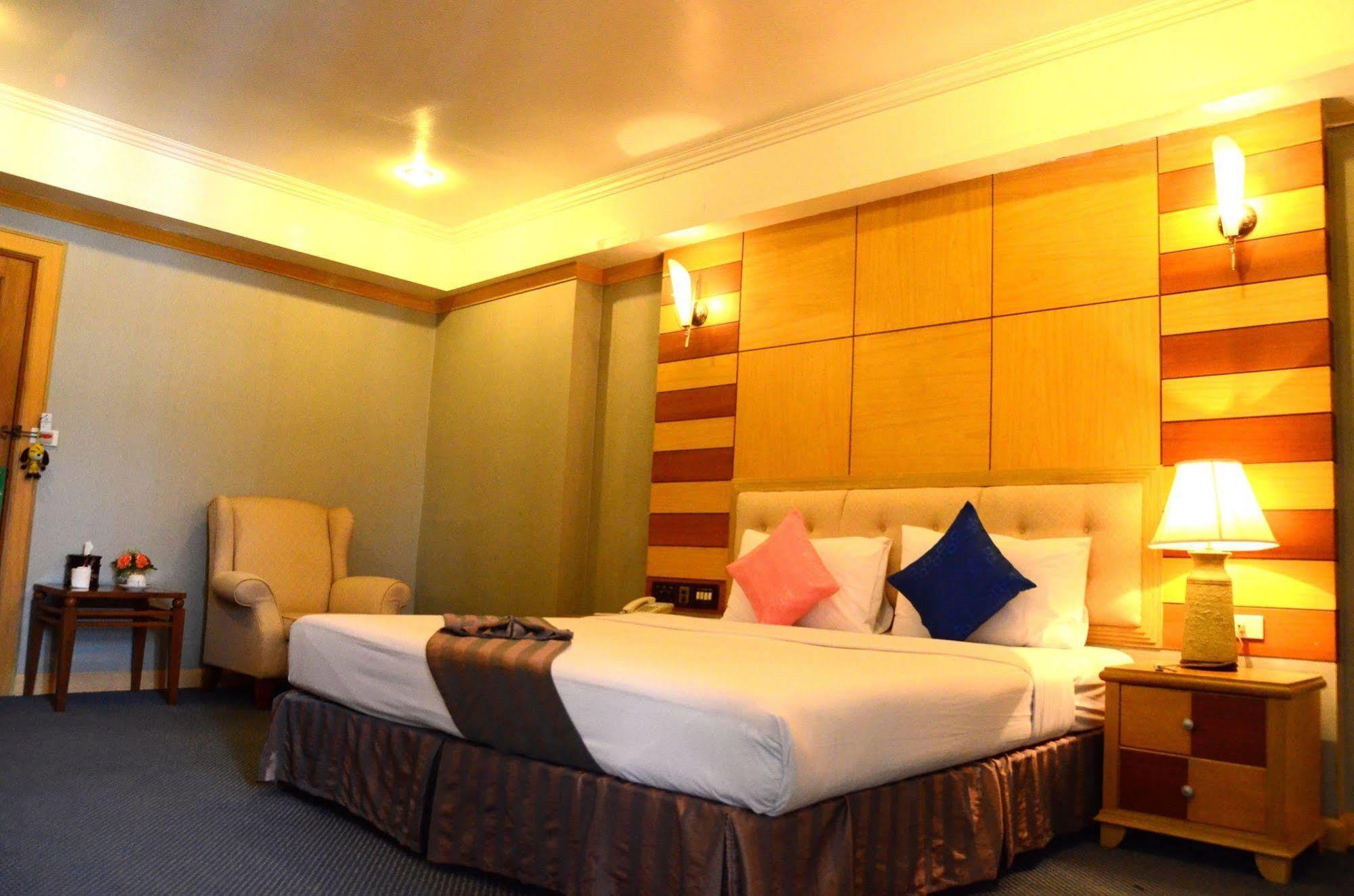 Ratchada City Hotel Bangkok Eksteriør bilde