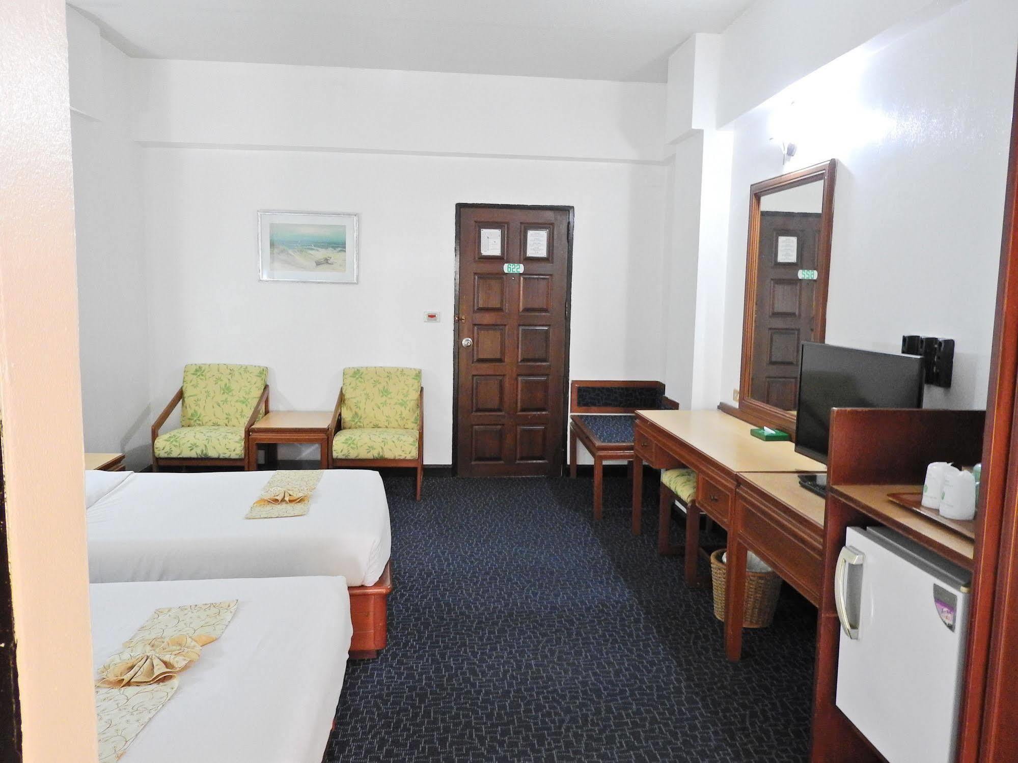 Ratchada City Hotel Bangkok Eksteriør bilde